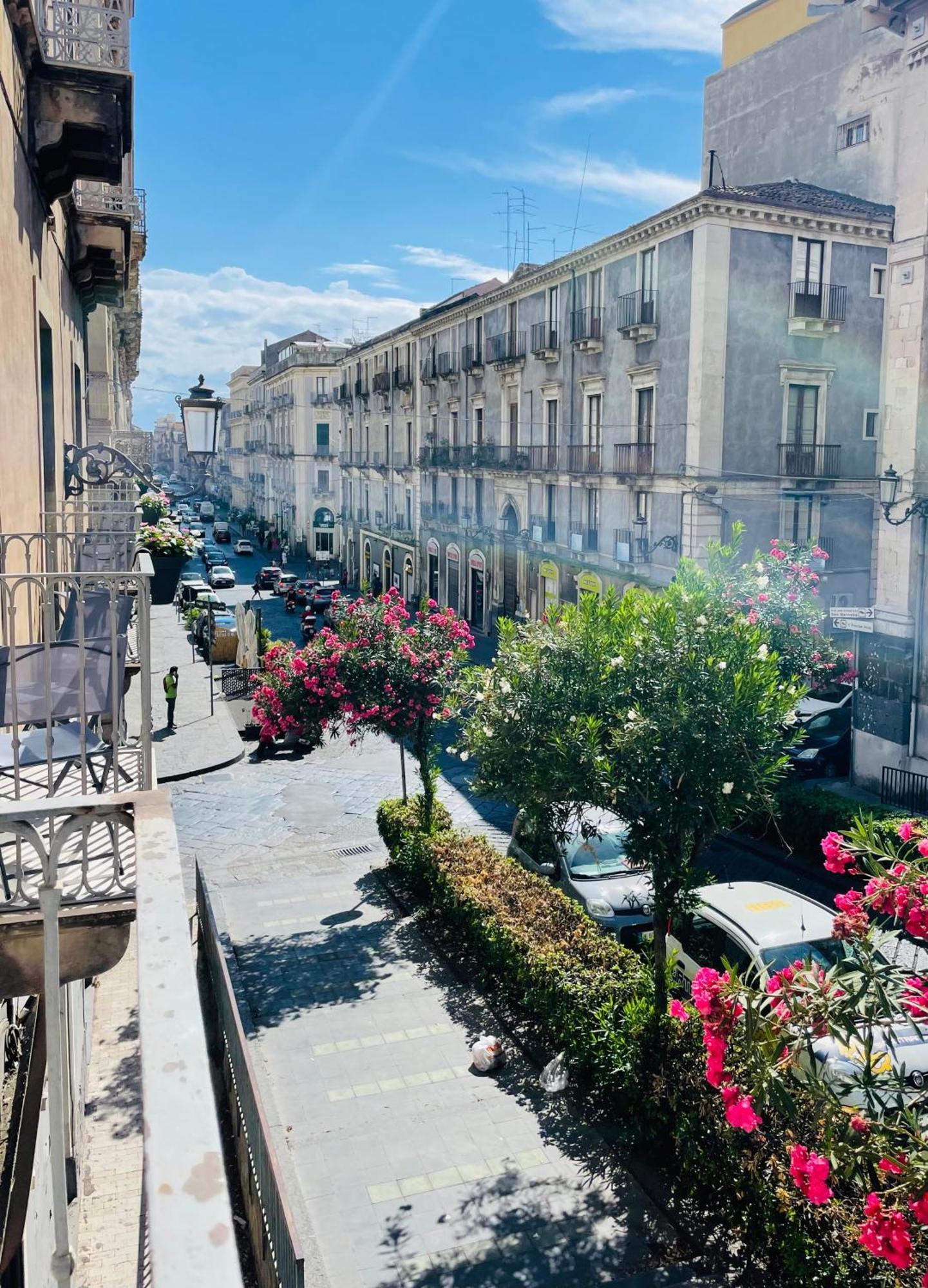 Opera Boutique Bed and Breakfast Κατάνια Εξωτερικό φωτογραφία